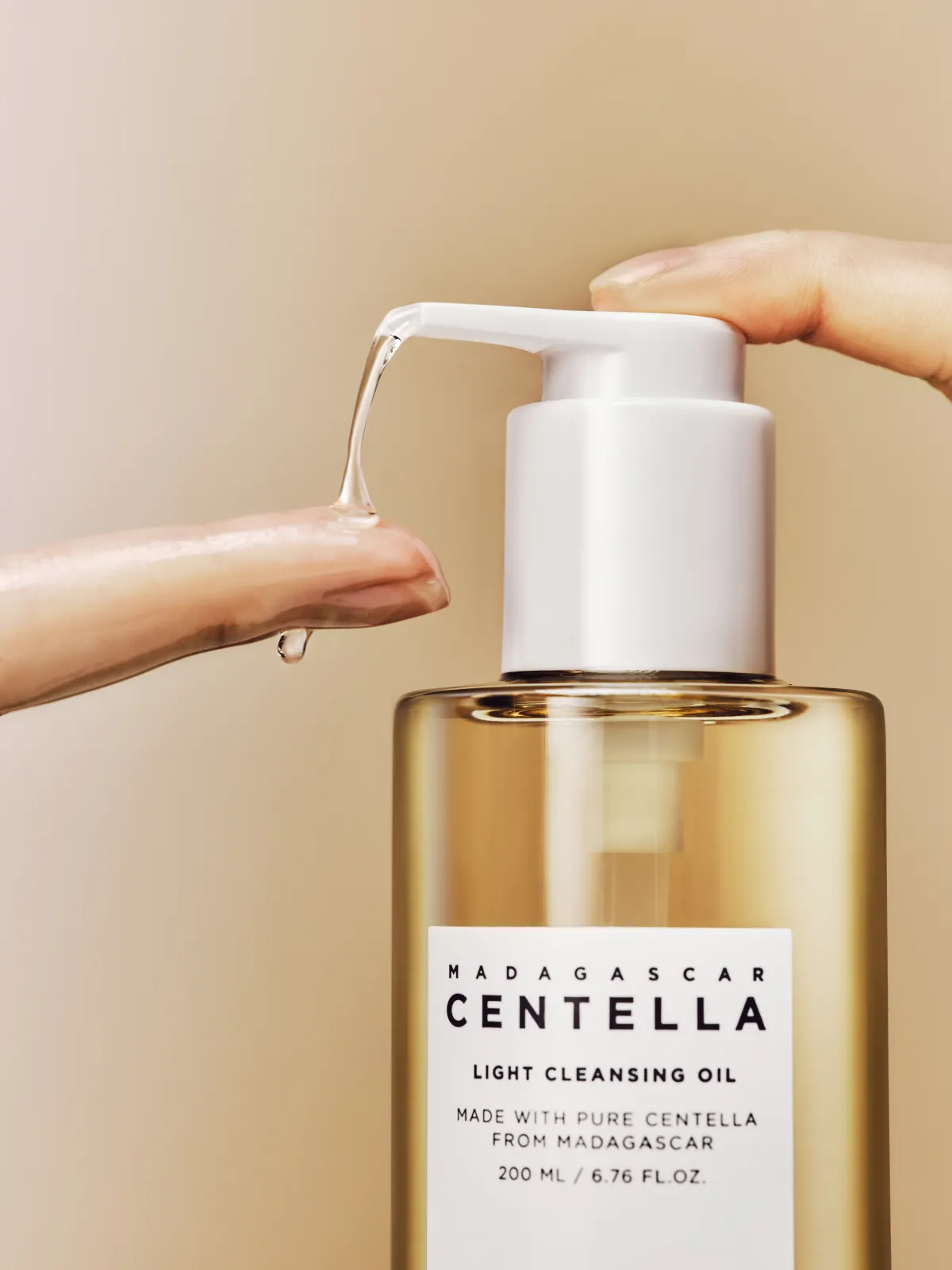 Madagascar Centella Light Cleansing Oil 200ml - Image 5