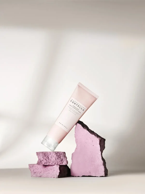 Madagascar Centella Poremizing Deep Cleansing Foam 125ml - Image 3