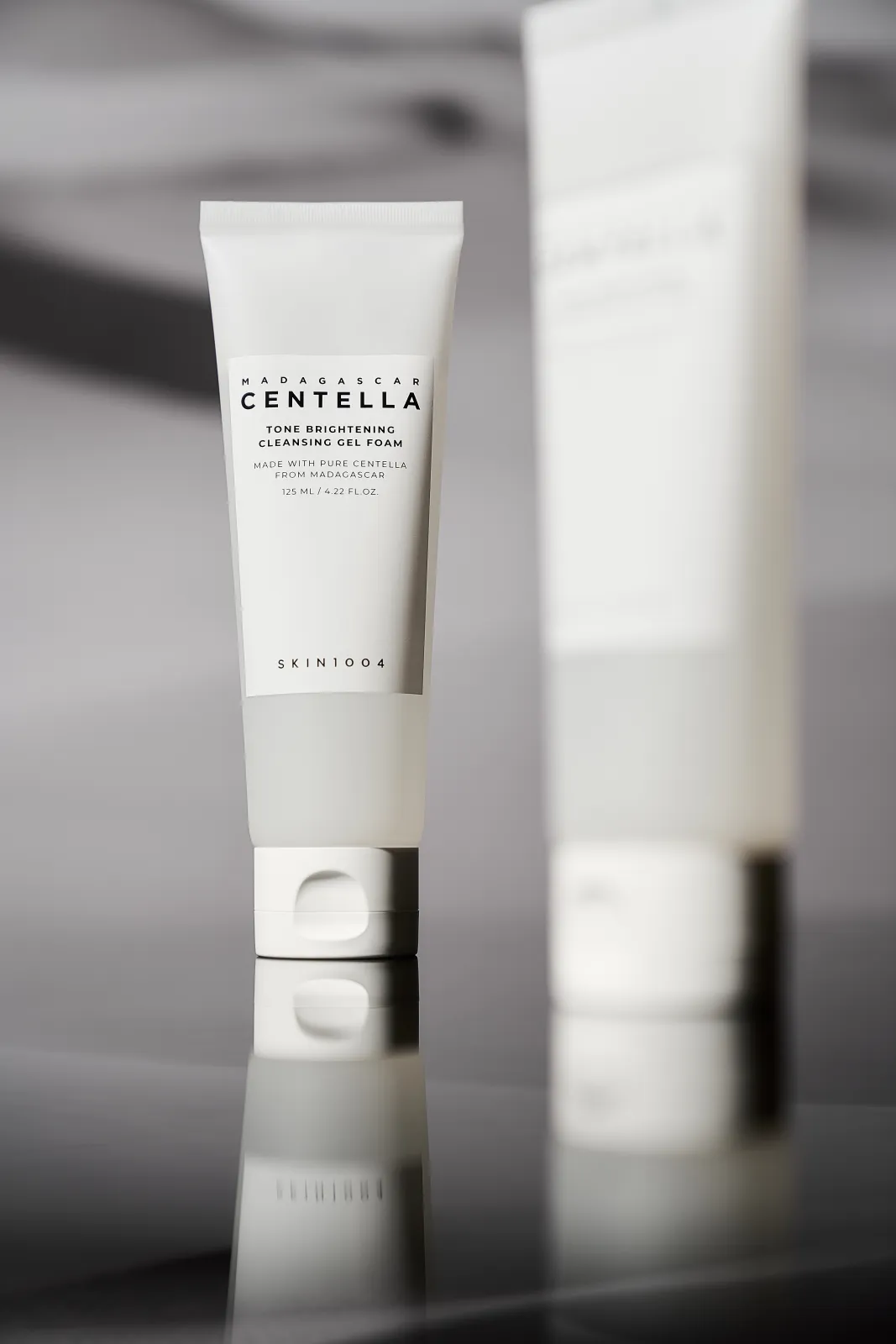 Madagascar Centella Tone Brightening Cleansing Gel Foam 125ml - Image 4