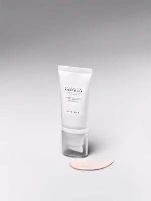 Protector solar aclarante SKIN1004 Centella Brightening Tone-Up Sunscreen 50ml | piel luminosa, sin manchas y protegida