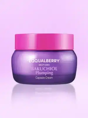 EQQUALBERRY Bakuchiol Plumping Capsule Cream, es una crema facial reafirmante con bakuchiol que ayuda a mejorar la elasticidad, hidratar profundamente y aportar efecto antiedad sin irritación. Su innovadora fórmula en cápsulas libera activos frescos en cada aplicación, dejando la piel más firme, suave y visiblemente rellena.